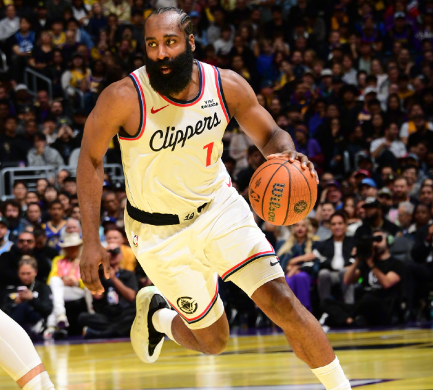 开云体育-小卡缺阵科林斯空砍23分,哈登24+5+6+6失误,公牛终结快船6连胜